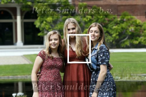 Den Haag 19 juli 2019
Jaarlijkse fotouurtje in de thuisn van Huis ten Bosch . Aanwezig Koning Willem Alexander Koningin Maxima Prinses Amalia Alexia en Ariane.