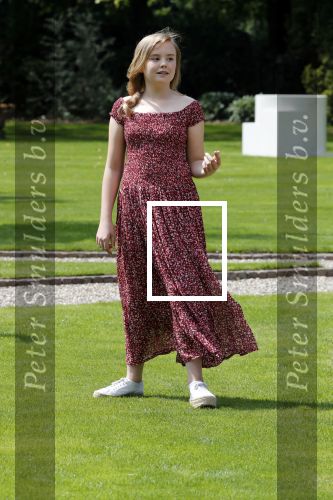 Den Haag 19 juli 2019
Jaarlijkse fotouurtje in de thuisn van Huis ten Bosch . Aanwezig Koning Willem Alexander Koningin Maxima Prinses Amalia Alexia en Ariane.
