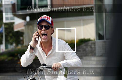 Den Haag 26 juli 2019
Rogier Smit ( paleis voor een prikkie) op de fiets in Den Haag.