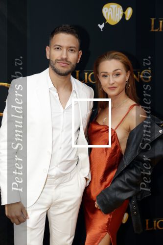 Amsterdam 15 juli 2019
Premiere the lion king in tuschinski. Rolf Sanchez met vriendin