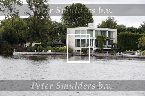 Loosdrecht 14 juli 2019
Huis van Ron Brandsteder aan de Loosdrechtse plassen.