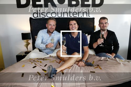 Berkel en Rodenrijs 24 juli 2019
Roy Donders onthult zijn bed bij  Dekbed-Discounter.nl