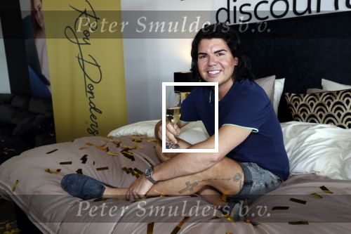 Berkel en Rodenrijs 24 juli 2019
Roy Donders onthult zijn bed bij  Dekbed-Discounter.nl