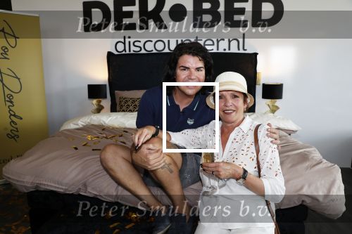 Berkel en Rodenrijs 24 juli 2019
Roy Donders onthult zijn bed bij  Dekbed-Discounter.nl