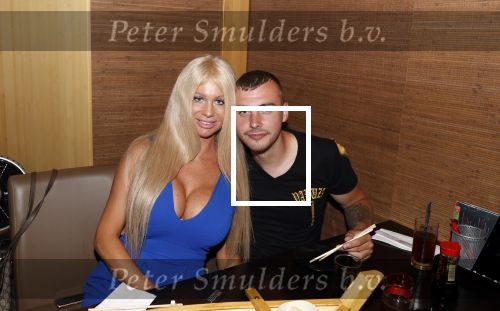 Amsterdam 27 juli 2019
Maron Hill heeft surprise etentje met vrienden georganiseers bij restaurant Genroku voor zijn zwangere vriendin Samantha de Jong ( Barbie)