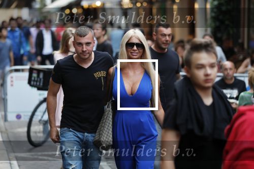 Amsterdam 27 juli 2019
Maron Hill heeft surprise etentje met vrienden georganiseers bij restaurant Genroku voor zijn zwangere vriendin Samantha de Jong ( Barbie)