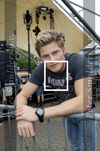 Apeldoorn 3 juni 2014
Tros muziek feesten op het plein in Apeldoorn.
Tim Douwsma