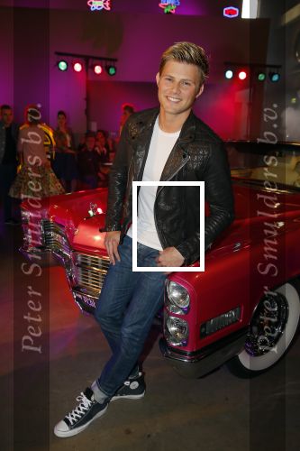 Amsterdam 8 mei 2015  
Cast van Grease met oa Tim Douwsma