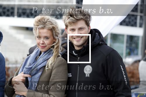 Heerenveen, 17 Maart 2019
Tim Douwsma met nieuwe vriendin