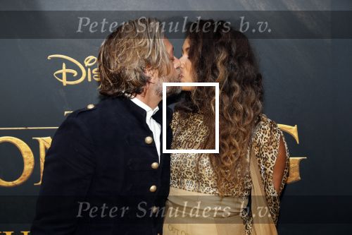 Amsterdam 15 juli 2019
Premiere the lion king in tuschinski. Tommie Christiaan met vriendin