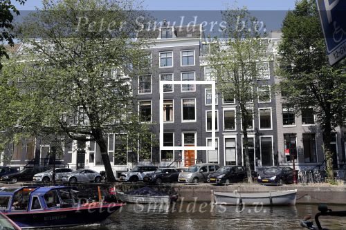 Amsterdam 17 juli 2019
Virgil v Dijk heeft in amsterdam aan de grachten een prachtig huis/appartement gekocht.