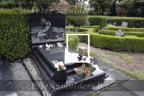 Stramproy 14 juli 2019
Graf van Zangeres zonder naam . Mary Servaes.