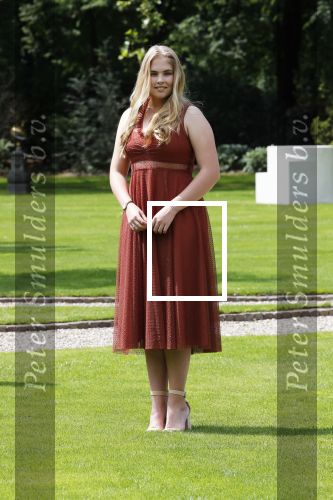 Den Haag 19 juli 2019
Jaarlijkse fotouurtje in de thuisn van Huis ten Bosch . Aanwezig Koning Willem Alexander Koningin Maxima Prinses Amalia Alexia en Ariane.