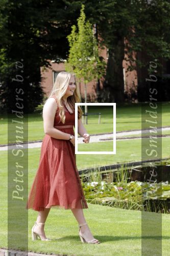 Den Haag 19 juli 2019
Jaarlijkse fotouurtje in de thuisn van Huis ten Bosch . Aanwezig Koning Willem Alexander Koningin Maxima Prinses Amalia Alexia en Ariane.