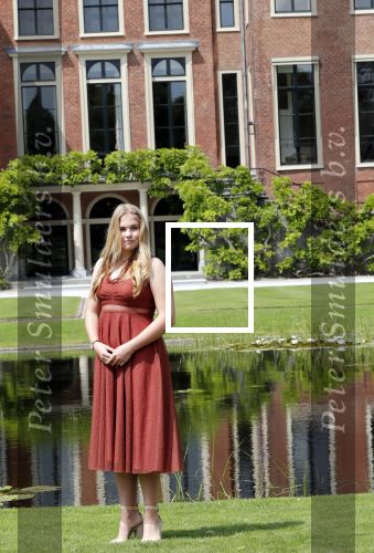 Den Haag 19 juli 2019
Jaarlijkse fotouurtje in de thuisn van Huis ten Bosch . Aanwezig Koning Willem Alexander Koningin Maxima Prinses Amalia Alexia en Ariane.