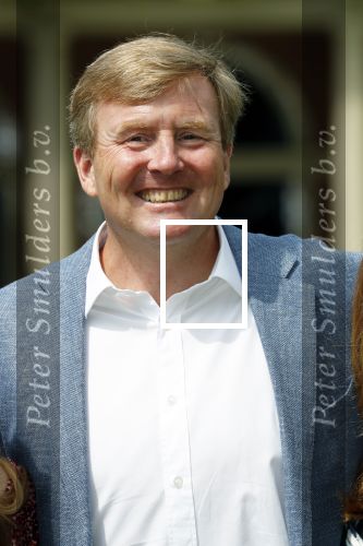 Den Haag 19 juli 2019
Jaarlijkse fotouurtje in de thuisn van Huis ten Bosch . Aanwezig Koning Willem Alexander Koningin Maxima Prinses Amalia Alexia en Ariane.