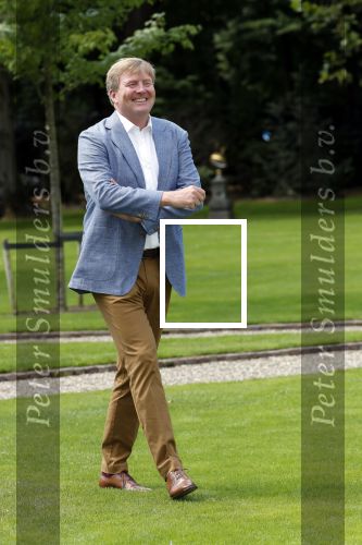 Den Haag 19 juli 2019
Jaarlijkse fotouurtje in de thuisn van Huis ten Bosch . Aanwezig Koning Willem Alexander Koningin Maxima Prinses Amalia Alexia en Ariane.