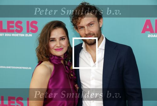 Amsterdam 29 juli 2020
Premiere alles is zoals het zou moeten zijn in euroscoop, De film is naar een boek van Daphne Deckers. Barbara Sloesen kwam met haar vriend en haar ouders