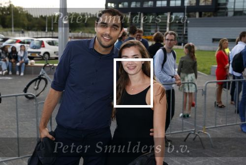 Amsterdam 29 juli 2020
Premiere alles is zoals het zou moeten zijn in euroscoop, De film is naar een boek van Daphne Deckers. Bobby Boermans met vriendin