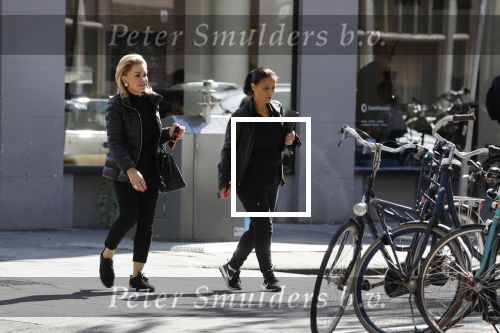 Amsterdam 11 juli 2020
Connie Witteman en Constanza Breukhoven winkelen met de biro