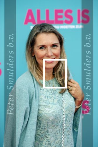 Amsterdam 29 juli 2020
Premiere alles is zoals het zou moeten zijn in euroscoop, De film is naar een boek van Daphne Deckers. Elle v Rijn kwam met een vriendin