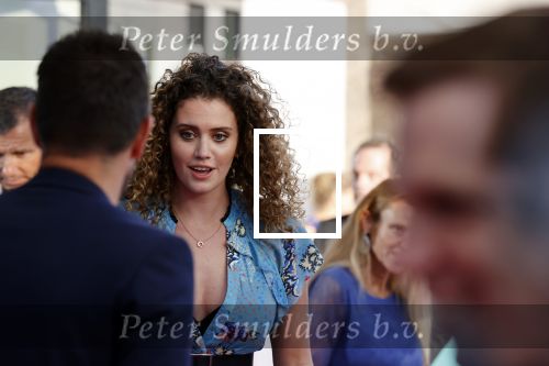 Amsterdam 29 juli 2020
Premiere alles is zoals het zou moeten zijn in euroscoop, De film is naar een boek van Daphne Deckers. Daphne kwam met haar man Richard Krajicek hun kinderen Emma en Alec en de vriendin van Alec