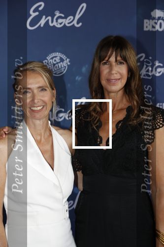 Hilversum, 2 Augustus 2020
Premiere speelfilm ENGEL
Isa Hoes en Danielle Raaphorst  (producent)