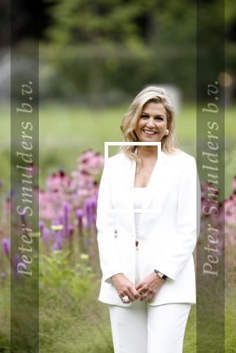Den Haag  17 juli 2020
Koninklijk fotouurtje in de tuin van Huis ten Bosch . Vanwege corona was er veel minder pers uitgenodigd dan andere jaren. Aanwezig koning Willem Alexander Koningina Maxima en de prinsessen Amalia Alexia en Ariane .