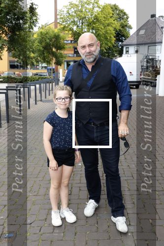 Hilversum, 2 Augustus 2020
Premiere speelfilm ENGEL
Loek Peters met dochtertje