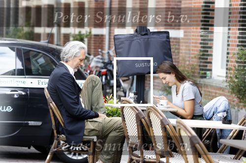 Amsterdam 24 juli 2020
Marcel Wanders met zijn dochter aan het lunchen