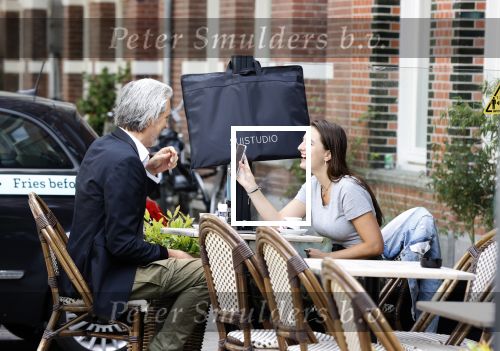 Amsterdam 24 juli 2020
Marcel Wanders met zijn dochter aan het lunchen