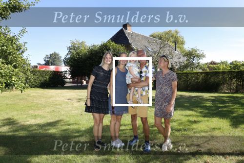 Hengelo, 31 Juli 2020
Martien Meiland verhuist van zijn chateau naar een driedubbele boederij in het Gelderse Hengelo
