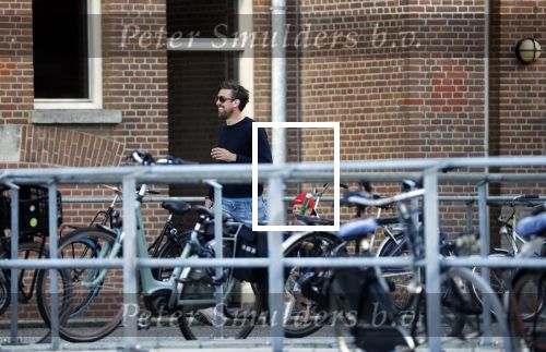 Rotterdam 22 juli 2020
Mattie Valk met zijn vriendin en haar zoontje bij zijn huis/appartement