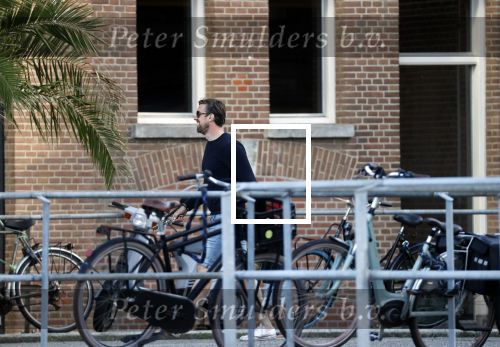 Rotterdam 22 juli 2020
Mattie Valk met zijn vriendin en haar zoontje bij zijn huis/appartement