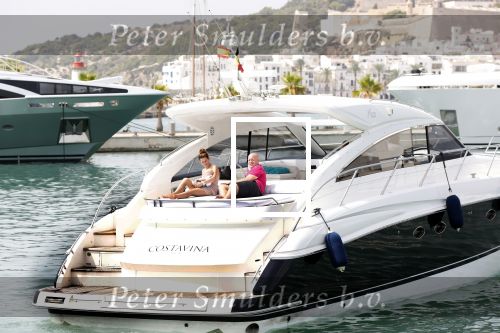 ibiza 1 augustus 2020
Michael v Gerwen en zijn vrouw Daphne met hun kinderen Zoe en Mike op ibiza . Ze gingen heerlijk met een boot varen