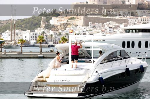 ibiza 1 augustus 2020
Michael v Gerwen en zijn vrouw Daphne met hun kinderen Zoe en Mike op ibiza . Ze gingen heerlijk met een boot varen