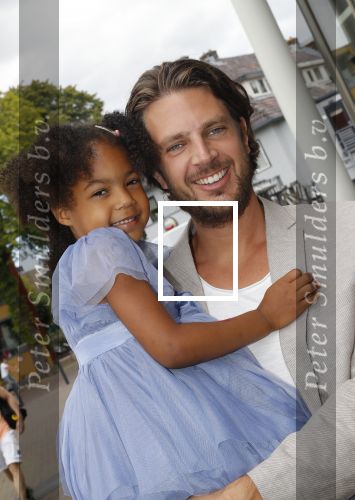 Hilversum, 2 Augustus 2020
Premiere speelfilm ENGEL
Renze Klamer met dochtertje