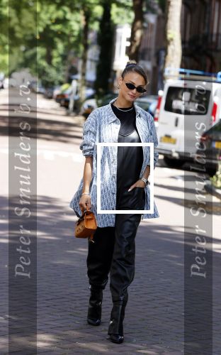 Amsterdam 29 juli 2020
Rose Bertram met Anthony Vos en Mitchel Gray in Amsterdam zuid