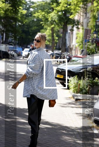 Amsterdam 29 juli 2020
Rose Bertram met Anthony Vos en Mitchel Gray in Amsterdam zuid