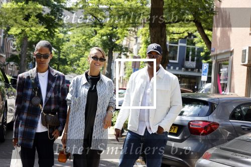 Amsterdam 29 juli 2020
Rose Bertram met Anthony Vos en Mitchel Gray in Amsterdam zuid