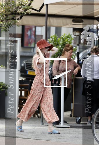 Amsterdam 28 juli 2020
Sigrid ten Napel op straat in amsterdam zuid