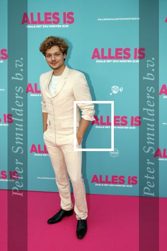 Amsterdam 29 juli 2020
Premiere alles is zoals het zou moeten zijn in euroscoop, De film is naar een boek van Daphne Deckers
