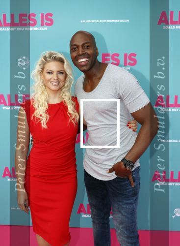 Amsterdam 29 juli 2020
Premiere alles is zoals het zou moeten zijn in euroscoop, De film is naar een boek van Daphne Deckers. Steven Brunswijk met partner