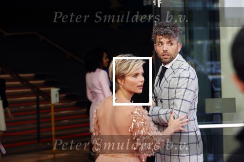 Amsterdam 29 juli 2020
Premiere alles is zoals het zou moeten zijn in euroscoop, De film is naar een boek van Daphne Deckers. Stijn Franken kwam met een vriend