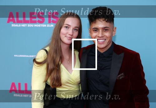Amsterdam 29 juli 2020
Premiere alles is zoals het zou moeten zijn in euroscoop, De film is naar een boek van Daphne Deckers. Vinchenzo met vriendin
