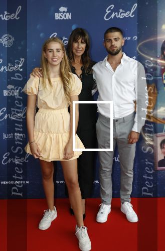 Hilversum, 2 Augustus 2020
Premiere speelfilm ENGEL
Vlinder Kamerling en Isa  Hoes en Merlijn Kamerling