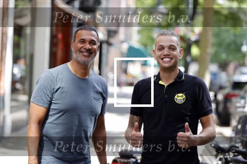 Amsterdam 20 juli 2020
Chahid Charrak in auto en samen met Ruud Gullit op de cornelis schuytstraat. Chahid heet op instagram Dutch Performante