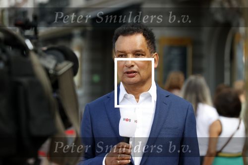 Amsterdam 21 juli 2021
Het publiek kan afscheid nemen van Peter R de Vries . Peter ligt opgebaard in Carre . er komen duizenden mensen langs. Gerri Eickhof