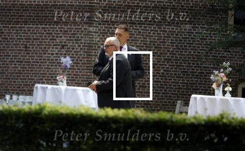 Oegstgeest 30 juli 2022
Trouwen Maxime Meiland en Leroy Molkenboer op kasteel Oud Poelgeest . Aanwezig natuurlijk Martien Meiland Erica Meiland Montana Meiland en haar partner Dirk Hoogstraten. Ook hun dochters Claire en Vive waren aanwezig. Beveiliging