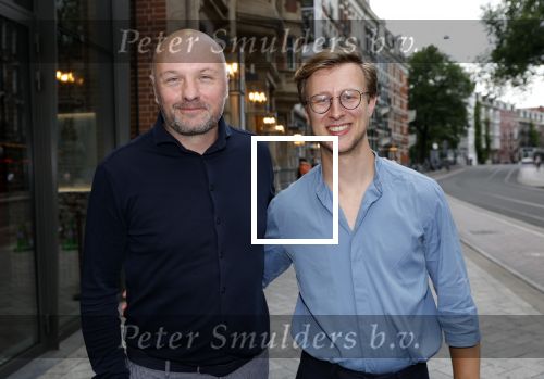 Amsterdam 25 juli 2022
Premiere Falsettos in het deLamar Theater. Boris v d Ham met partner
